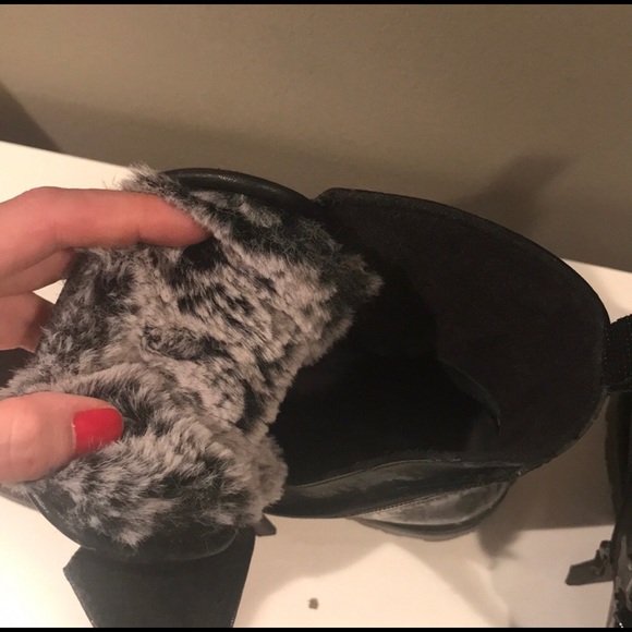 Faux fur lined combat style boots - Picture 3 of 7